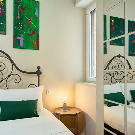 Private Lux Domus - Trastevere 公寓