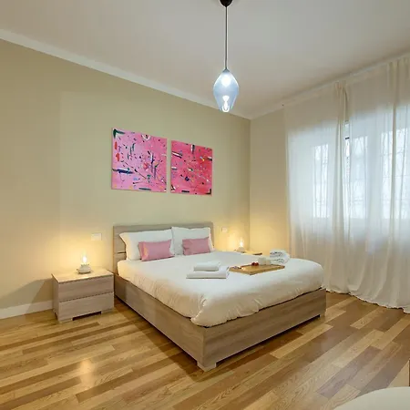 Private Lux Domus - Trastevere 公寓